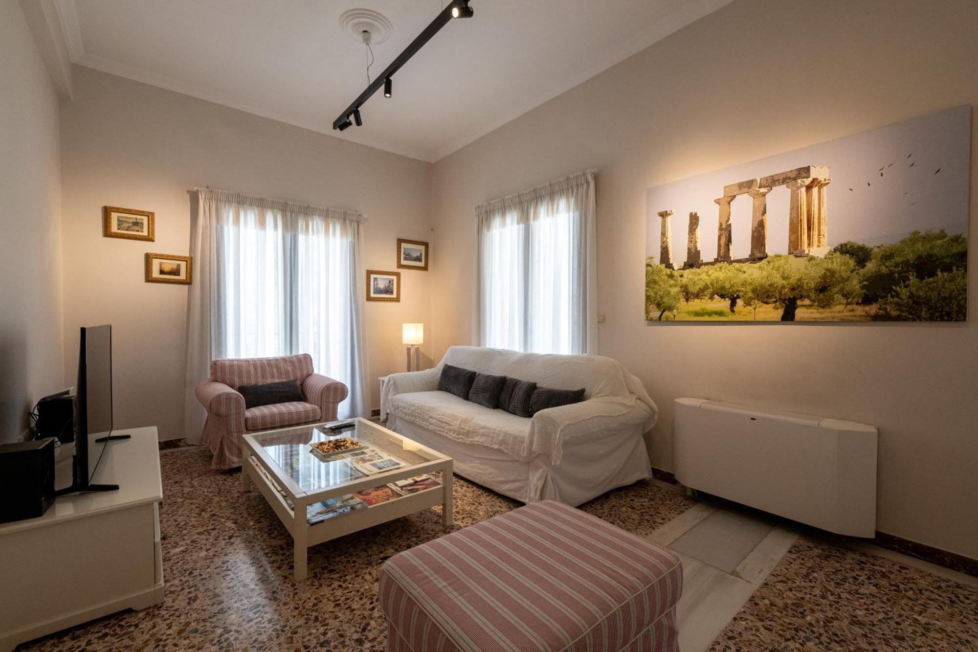 Angelinas Quarters - Kalamata Mediterranean Villas Zewnętrze zdjęcie