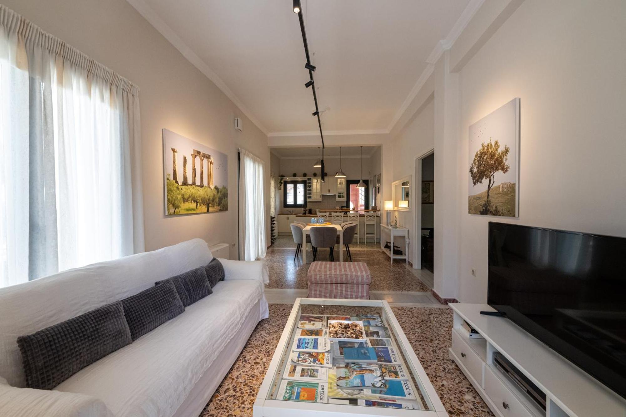 Angelinas Quarters - Kalamata Mediterranean Villas Zewnętrze zdjęcie